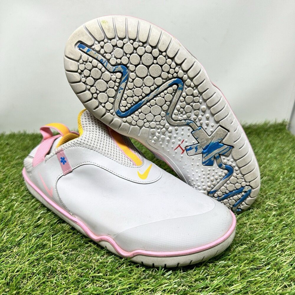 Nike Zoom Pulse Vast Size 7 Nursing Shoes Gray Pink Comfort Slip On Sneaker